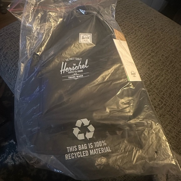 amazon burgundy herschel backpack Settlement 23L Model:CUDC151 (6.2:1 - Left Hand) 11th anniversary Captain Mack's Striped Bass Your water bottle can